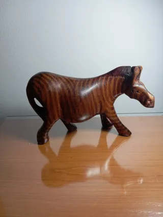 Cebra de madera decorativa