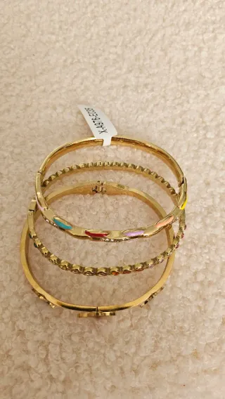 Lote 3 pulseras acero doradas y multicolor