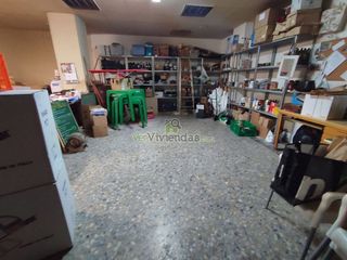 Local comercial en venta en Vallirana