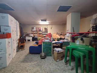 Local comercial en venta en Vallirana