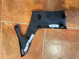 Tapa Lateral Izquierda Yamaha Xmax 125/250