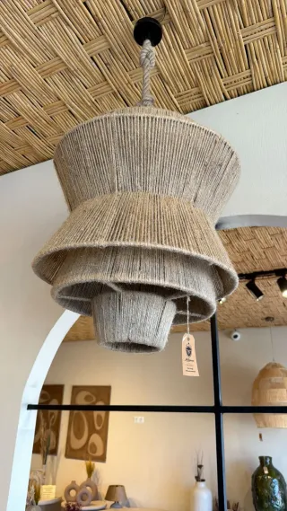 Lámpara colgante de yute