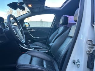 Opel Astra 2.0CDTI SPORTIVE ST 165CV