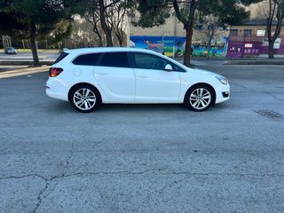 Opel Astra 2.0CDTI SPORTIVE ST 165CV