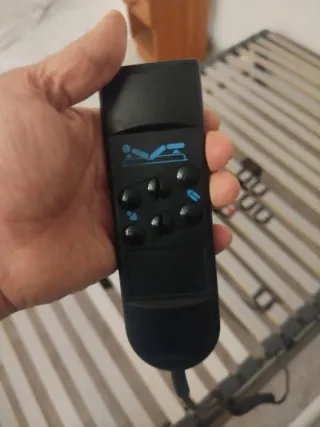 Cama articulada para personas mayores