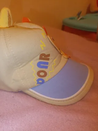 Gorro infantil dinosaurio verano