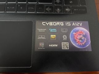 MSI Cyborg 15 A12V Portátil Gaming