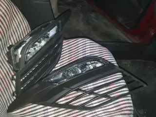 Rejillas y antiniebla NO NO SE VENDE POR SEPARADO
