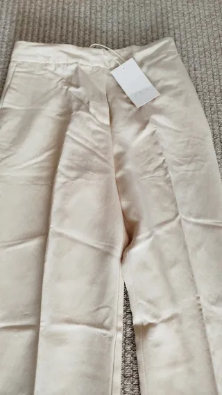 Pantalones nuevos Zara beige
