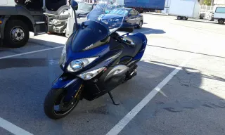 Yamaha TMAX 500cc Maxi Scooter Azul