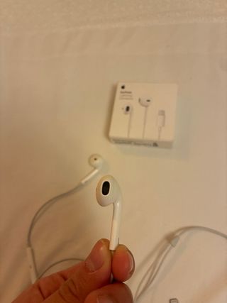 Auriculares Apple EarPods Lightning Blancos