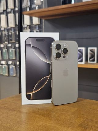 IPHONE 16 PRO 256GB TITANIO BATERIA 95%