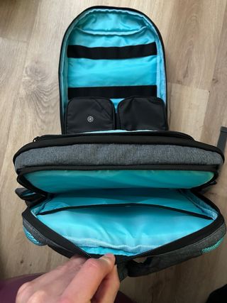 Mochila Elite Bags gris y turquesa