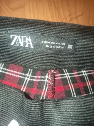 Pantalón de cuadros rojo