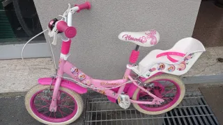 Bicicletta bambina rosa con cestino
