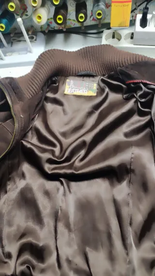 Chaqueta marrón chocolate (talla pequeña ,sera com