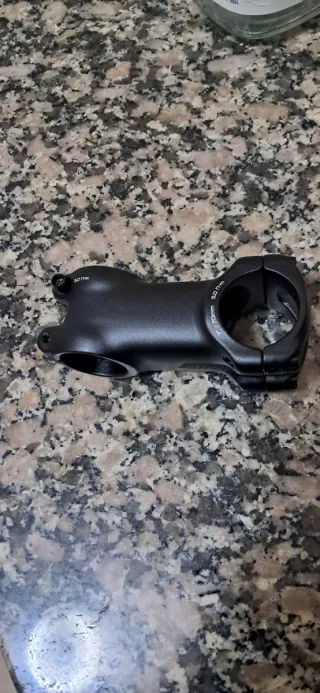 Potencia Specialized 70mm y manillar specialized