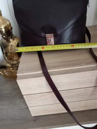 Bolso piel auténtica color berenjena