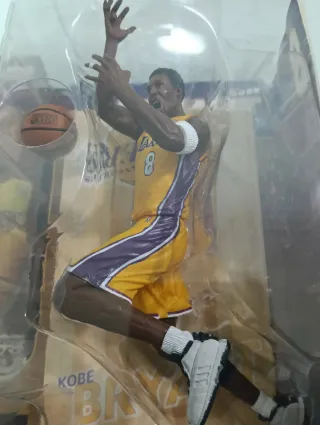 Figura McFarlane Kobe Bryant Lakers NBA