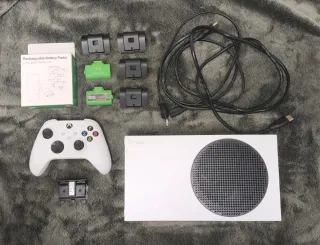 Xbox Series S 512GB + Accesorios