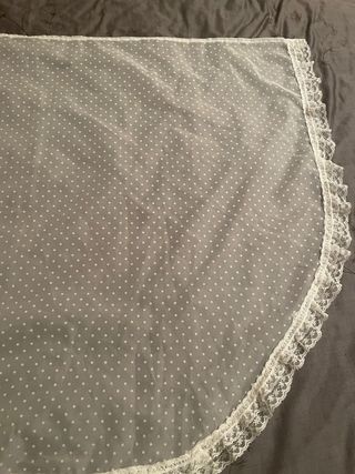 Mantilla blanca plumeti media luna. Fallera.