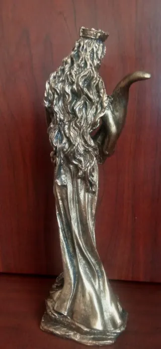 Preciosa figura vintage, la Diosa de la Abundancia