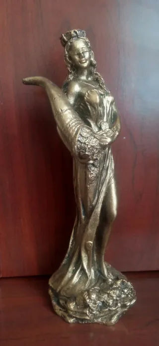 Preciosa figura vintage, la Diosa de la Abundancia