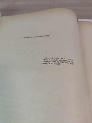 Libro antiguo Historia de la gente