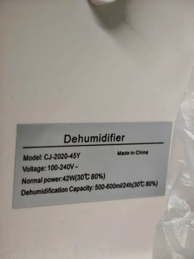 Deshumidificador Eléctrico Portátil 42W 2500ML