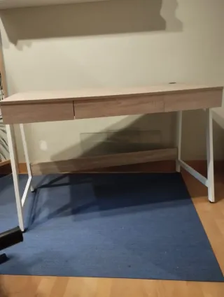 Mesa de escritorio metal y madera