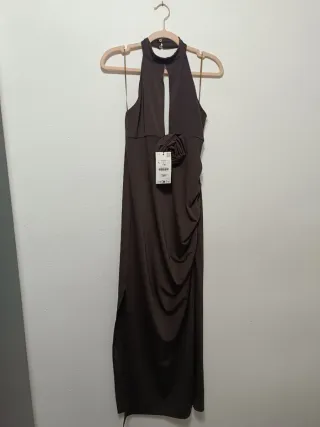 Vestido largo Zara halter con flor