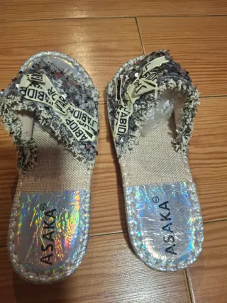 Chanclas ASAKA Talla 39 Brillantes