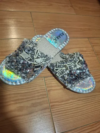 Chanclas ASAKA Talla 39 Brillantes
