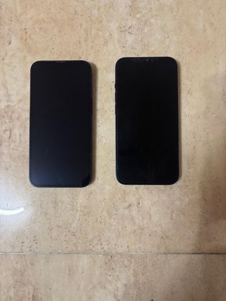 2 iPhones 13 Negros