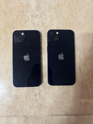 2 iPhones 13 Negros