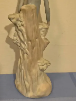 SCULTURA IN PORCELLANA 'RAGAZZA CON UCCELLO' DI NAO/LLADRO. VINTAGE