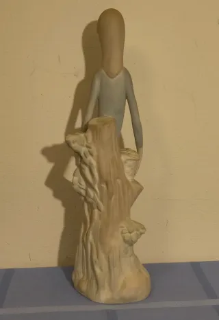 SCULTURA IN PORCELLANA 'RAGAZZA CON UCCELLO' DI NAO/LLADRO. VINTAGE