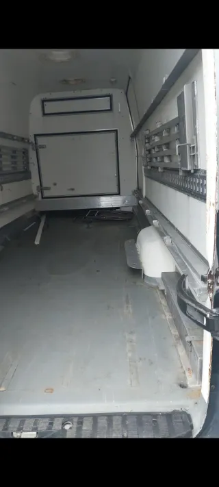 Mercedes-Benz spinter 2014