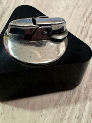 Mechero Ronson Vintage Triangular Negro