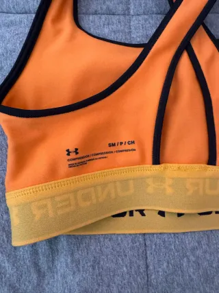 Sujetador deportivo Under Armour naranja