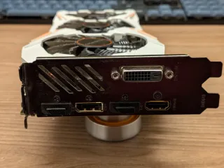 Gigabyte 1080 Ti Tarjeta Gráfica