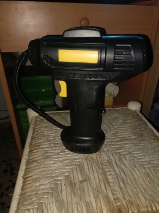 Pistola inflador neumáticos coche