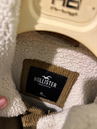 Chaqueta Hollister Marrón Corduroy Forrada