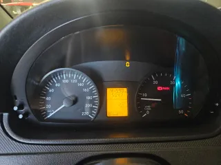 Mercedes-Benz Vito 9 plazas,2.200cc 135cv,141.000k