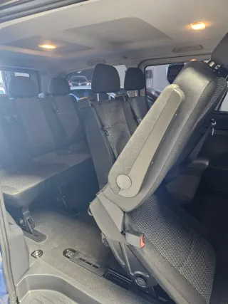 Mercedes-Benz Vito 9 plazas,2.200cc 135cv,141.000k