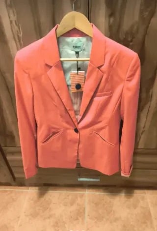Chaqueta BErshka Coral Talla M