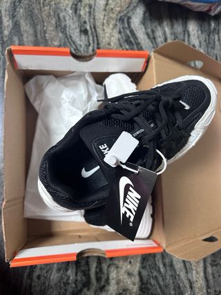 Nike P6000 Negro Blanco