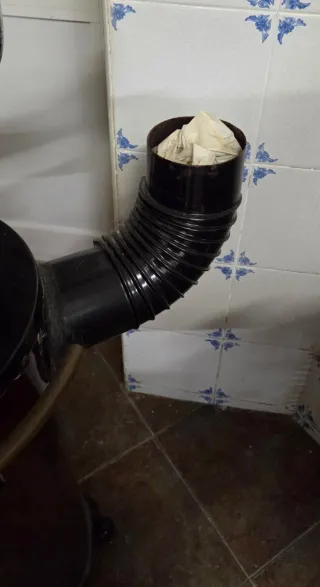 Estufa de leña metálica negra Algo negociable