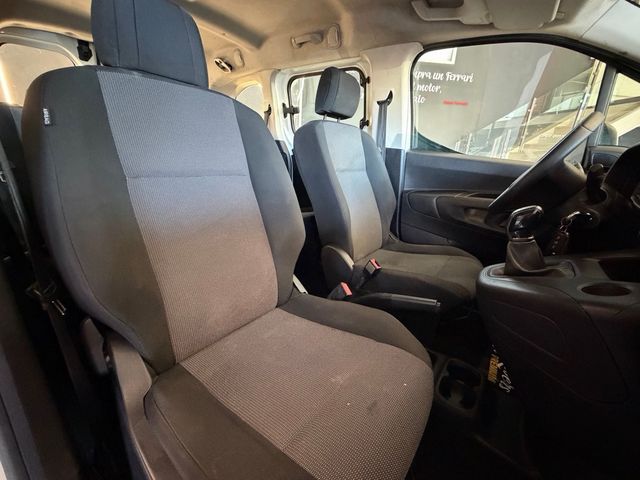 Opel Combo Life ¡2021 con 150.000km
