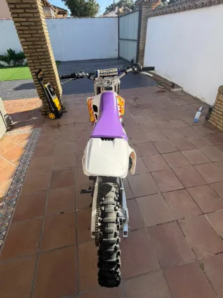 Yamaha YZ 80 Motocross Morado/Blanco